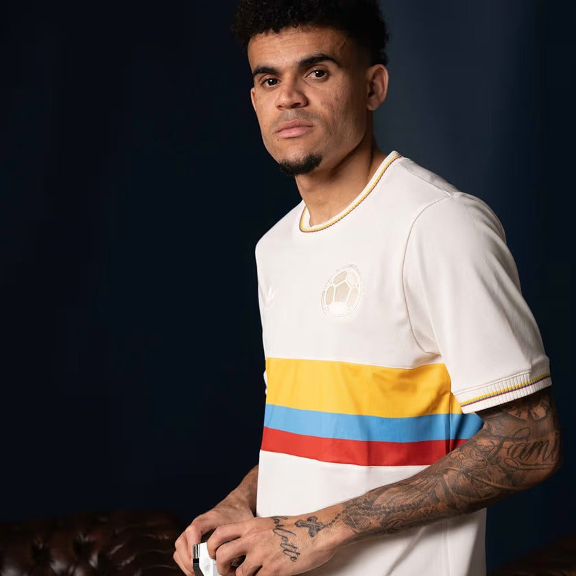 Camiseta Conmemorativa Colombia 100 Años (+Recibe Balón GRATIS!)