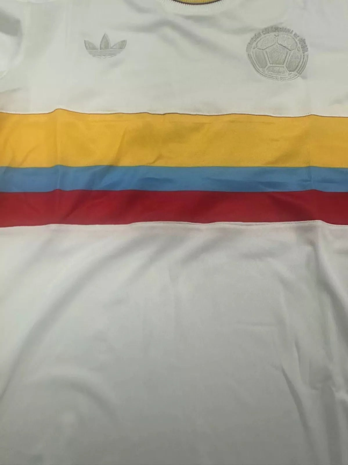 Camiseta Conmemorativa Colombia 100 Años (+Recibe Balón GRATIS!)